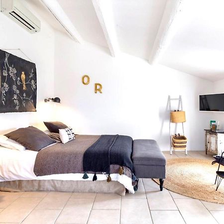 Suite Sur La Sorgue LʼIsle-sur-la-Sorgue Exteriör bild