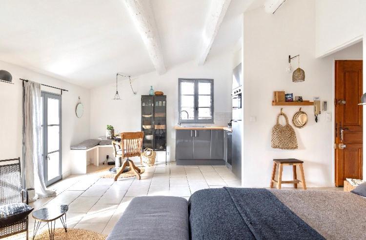 Suite Sur La Sorgue LʼIsle-sur-la-Sorgue Exteriör bild